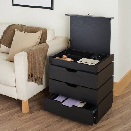 2 designy, 1 s ražbou, 3 zásuvkové.